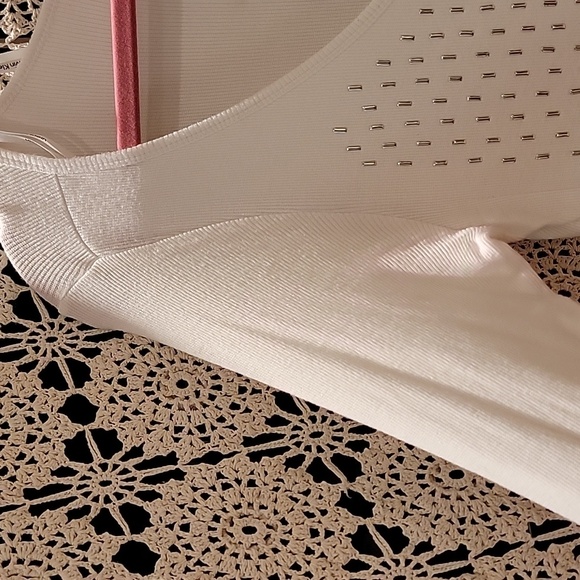 Calvin Klein top - Picture 4 of 5